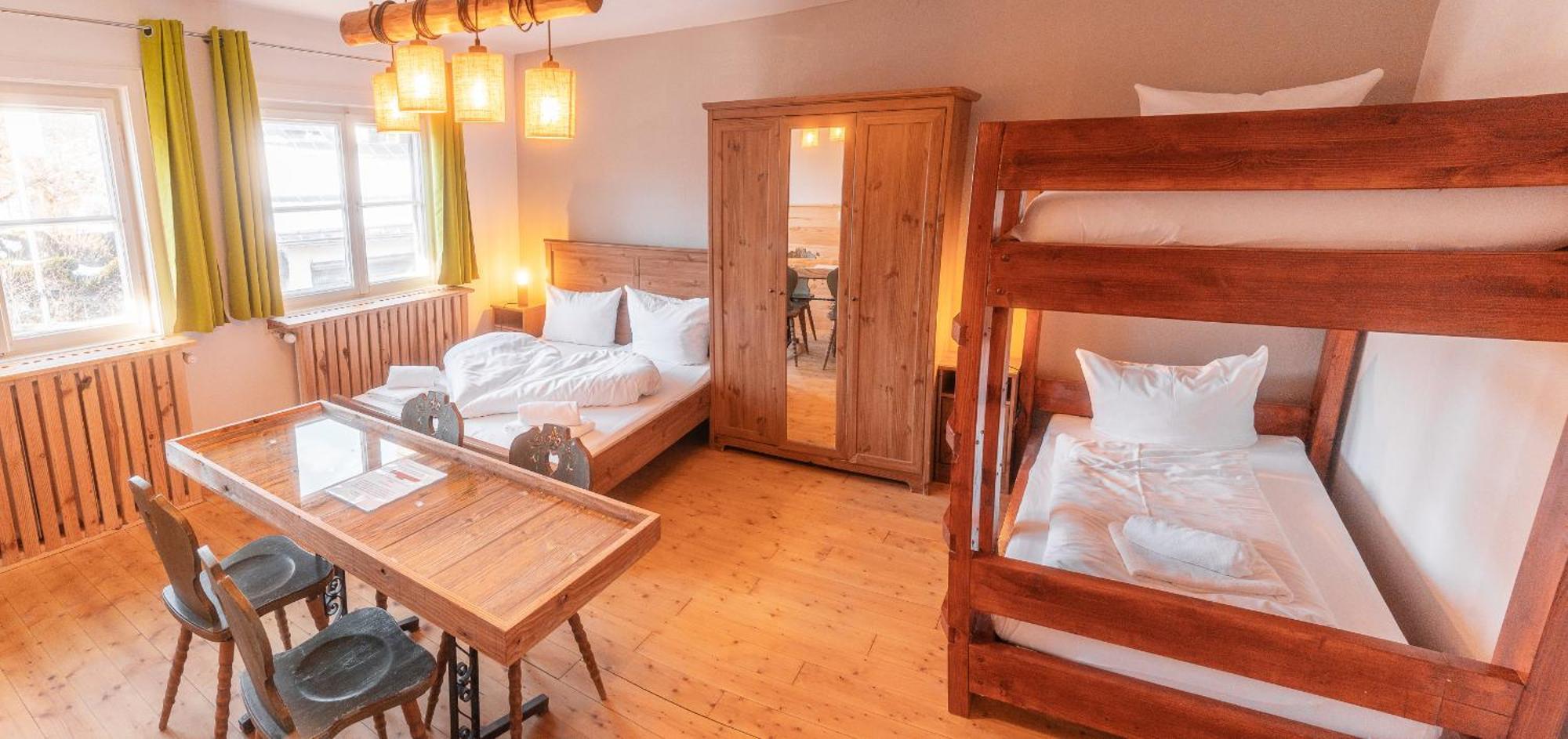 Hostel - Ron'S Guesthouse โอเบอร์สทดอร์ฟ ภายนอก รูปภาพ